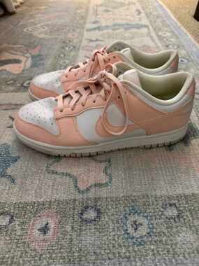 Nike Dunks Women’s Low-Top Sneakers in Pink and White